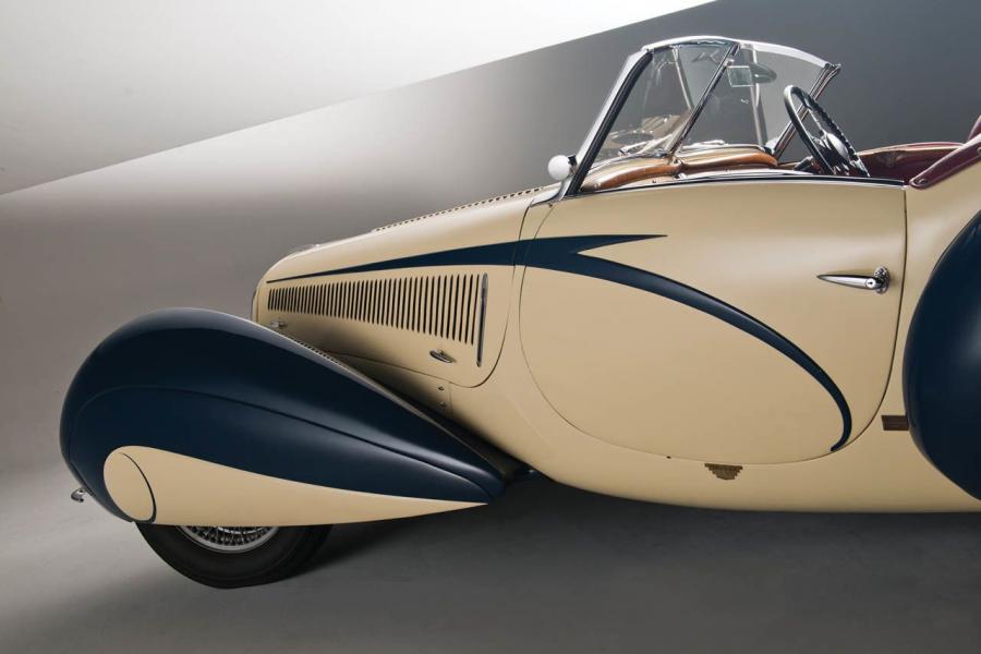 Детали экстерьера Delahaye 135 M Cabriolet par Figoni & Falaschi 1937 года  (фото 8 из 40)